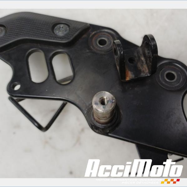 Pièce Moto Platine repose-pied avant (droit) KAWASAKI VULCAN EN650S