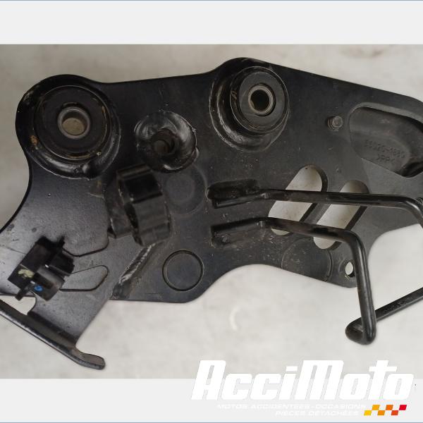 Pièce Moto Platine repose-pied avant (droit) KAWASAKI VULCAN EN650S
