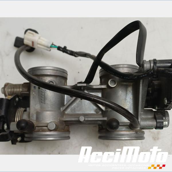 Pièce Moto Rampe d'injection (moteur) KAWASAKI VULCAN EN650S