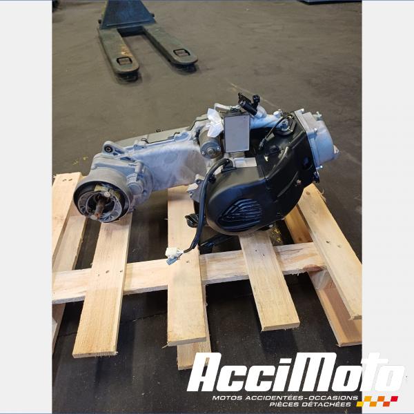 Pièce Moto Moteur PEUGEOT KISBEE 50