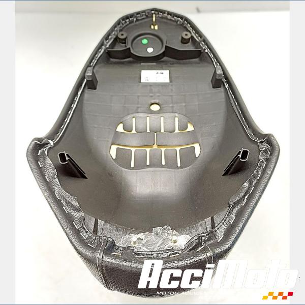 Pièce Moto Selle (origine) PEUGEOT KISBEE 50