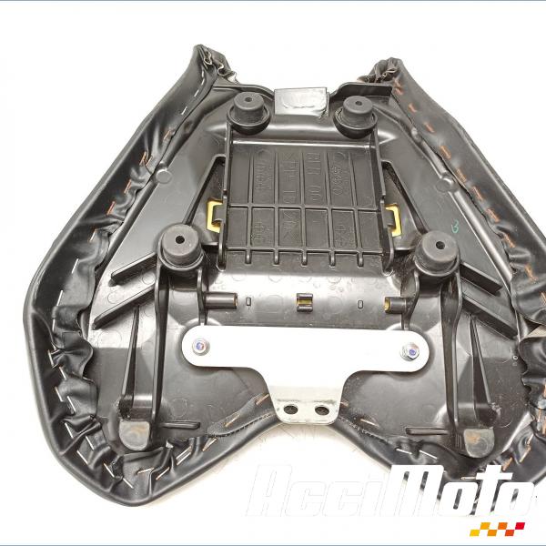 Pièce Moto Selle pilote YAMAHA R7 YZF