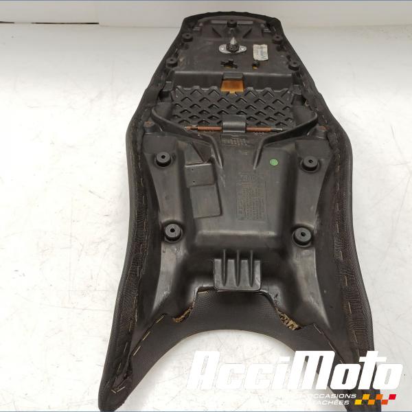 Pièce Moto Selle (origine) TRIUMPH STREET TRIPLE 675