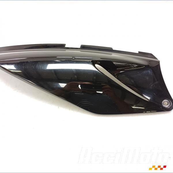 Pièce Moto Cache sous selle (droit) HONDA VARADERO XL125V