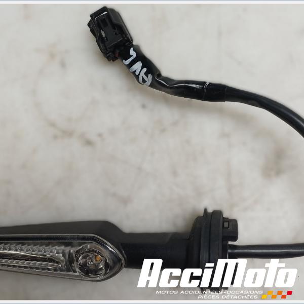 Part Motor bike Clignotant avant (gauche) YAMAHA MT-09