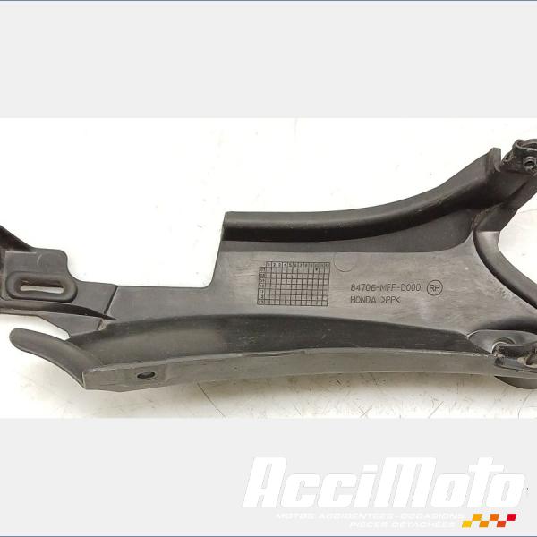 Pièce Moto Coque arrière (droite) HONDA TRANSALP XL700V