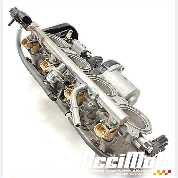 Part Motor bike Rampe d'injection (moteur) YAMAHA R6 YZF600