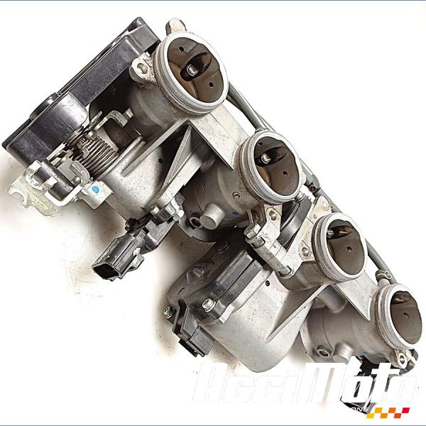 Part Motor bike Rampe d'injection (moteur) YAMAHA R6 YZF600
