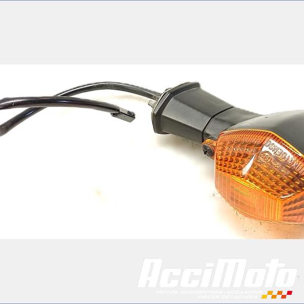 Pièce Moto Clignotant arrière (droit) SUZUKI BANDIT GSF1200S