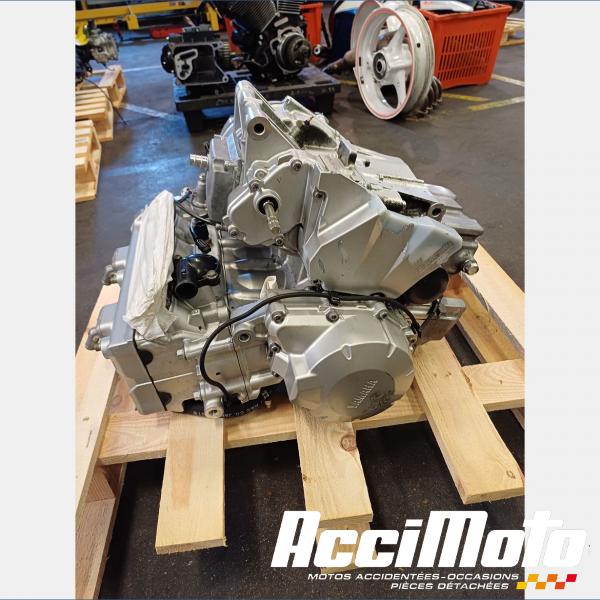 Pièce Moto Moteur YAMAHA FZ6 S FAZER