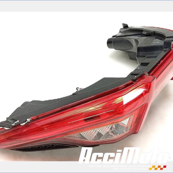 Pièce Moto Feu arrière APRILIA SXR 50