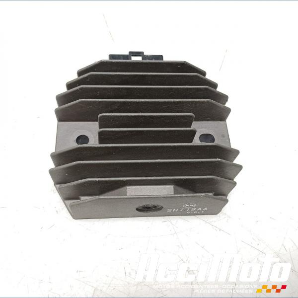 Pièce Moto Régulateur de tension  YAMAHA FZ6 S FAZER