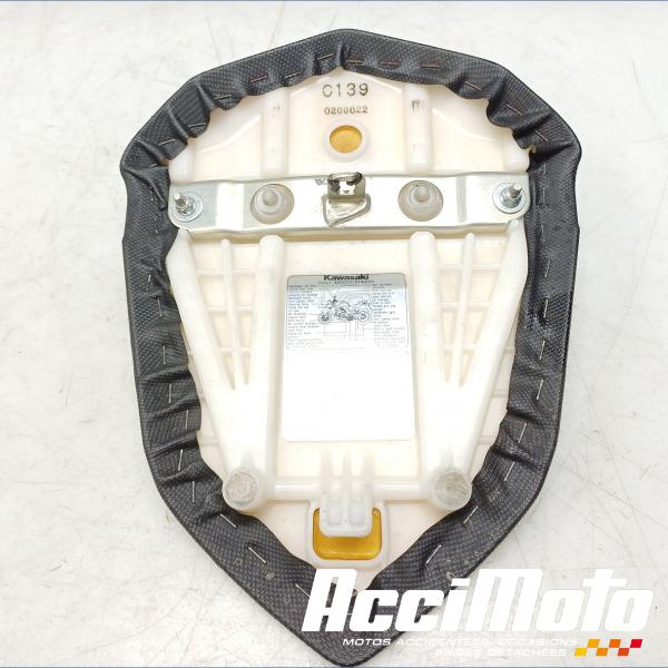 Pièce Moto Selle passager KAWASAKI Z 750