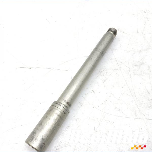 Pièce Moto Axe de roue avant  SUZUKI GSR 750