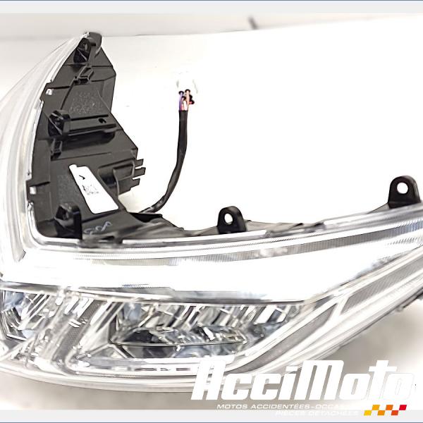 Pièce Moto Phare (optique avant) APRILIA SXR 50