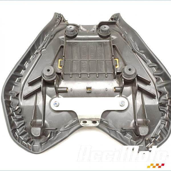 Pièce Moto Selle pilote YAMAHA R7 YZF