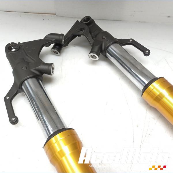 Pièce Moto Fourche complète YAMAHA R7 YZF