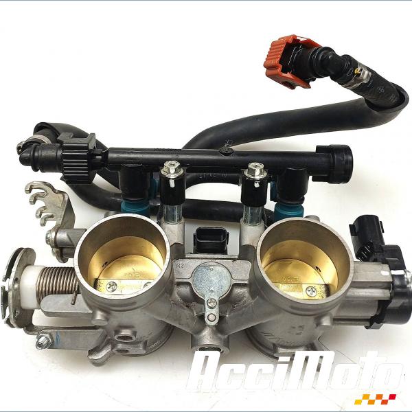 Part Motor bike Rampe d'injection (moteur) YAMAHA MT-07