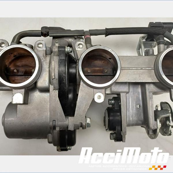 Part Motor bike Rampe d'injection (moteur) YAMAHA MT-09