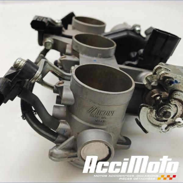 Part Motor bike Rampe d'injection (moteur) YAMAHA MT-09