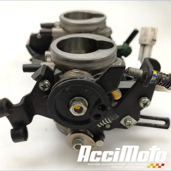 Pièce Moto Rampe d'injection (moteur) KAWASAKI ER6 N