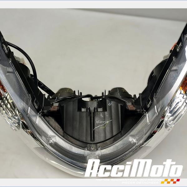 Pièce Moto Phare (optique avant) HONDA PCX125
