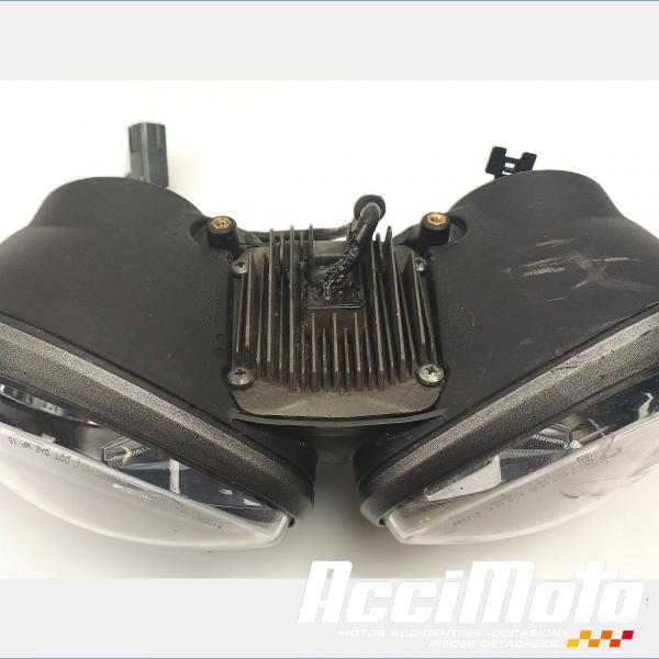 Pièce Moto Phare (optique avant) TRIUMPH SPEED TRIPLE 1050 RS