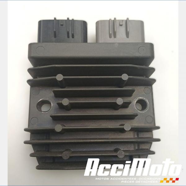 Pièce Moto Régulateur de tension  TRIUMPH SPEED TRIPLE 1050 RS