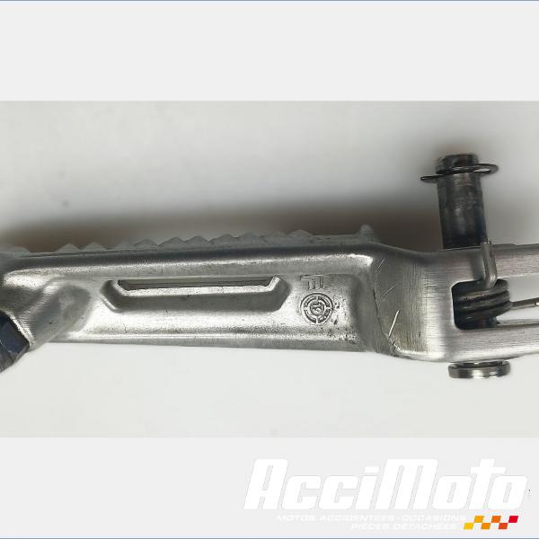 Pièce Moto Repose-pied avant (droit) TRIUMPH SPEED TRIPLE 1050 RS