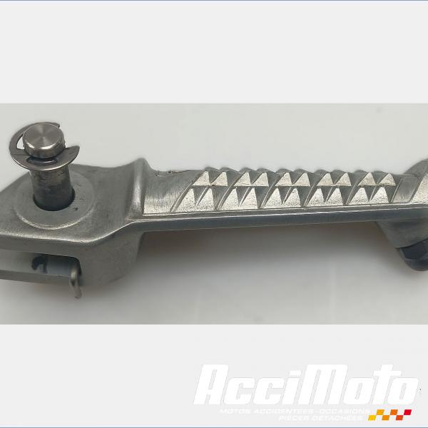 Pièce Moto Repose-pied avant (gauche) TRIUMPH SPEED TRIPLE 1050 RS