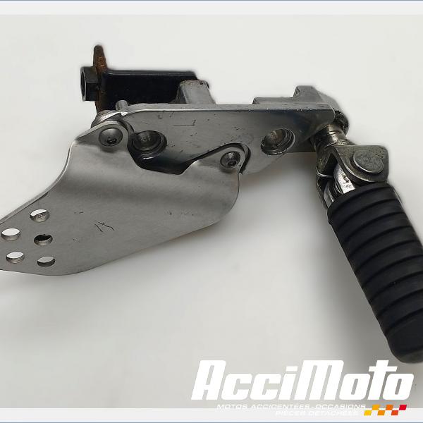 Pièce Moto Platine repose-pied avant (droit) KAWASAKI ZRX 1100