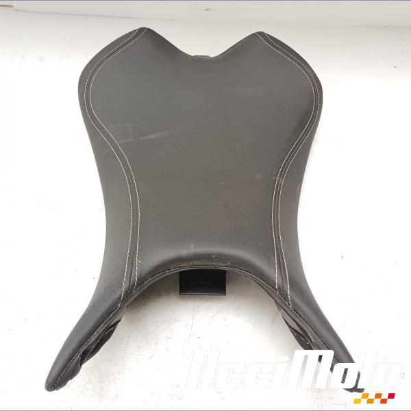 Pièce Moto Selle pilote TRIUMPH STREET TRIPLE 765 RS