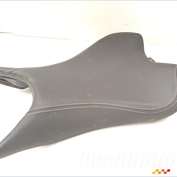 Pièce Moto Selle pilote TRIUMPH STREET TRIPLE 765 RS