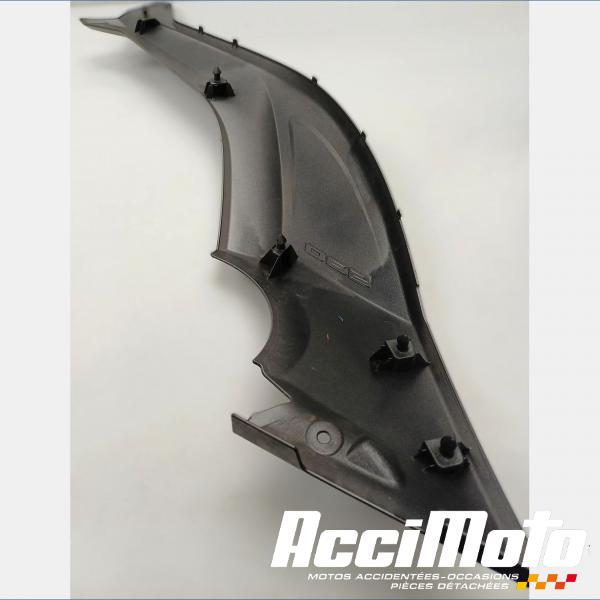 Pièce Moto Cache sous selle (droit) YAMAHA TMAX XP530
