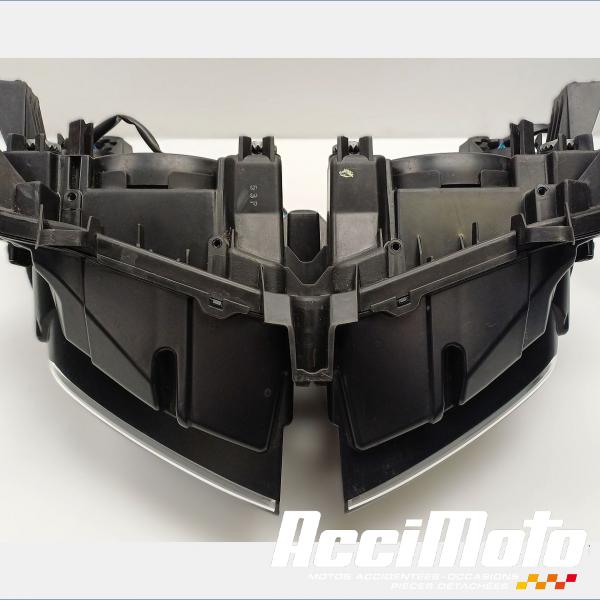 Part Motor bike Phare (optique avant) YAMAHA TMAX XP530