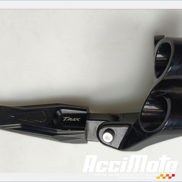 Pièce Moto Platine repose-pied arrière (droit) YAMAHA TMAX XP530