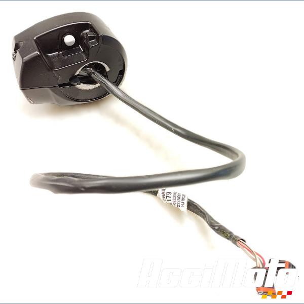 Pièce Moto Commodo (droit) HARLEY DAVIDSON ROAD GLIDE FLTRXST