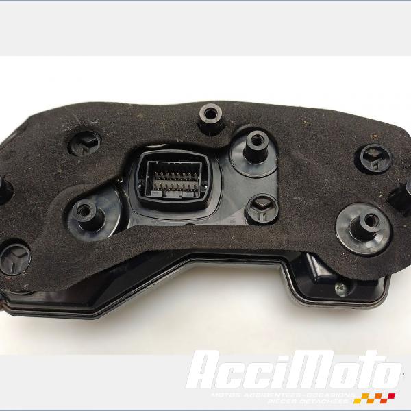 Pièce Moto Compteur (tableau de bord) YAMAHA FZ8 N