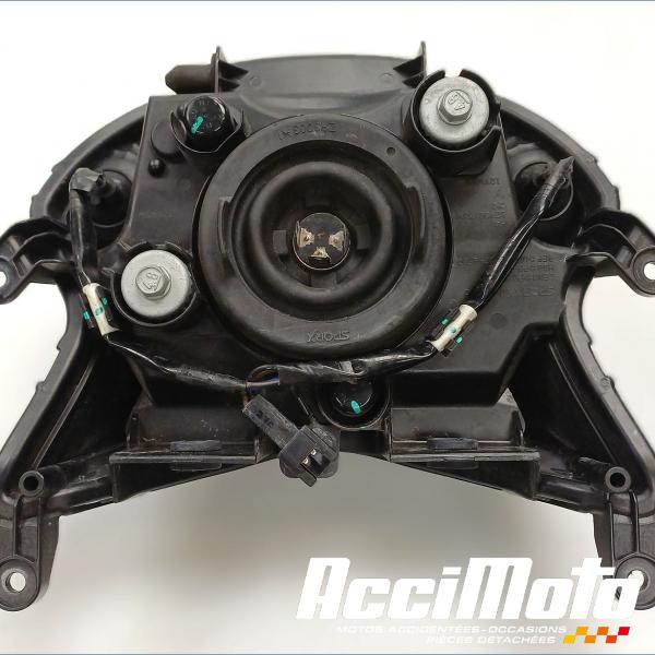 Pièce Moto Phare (optique avant) SUZUKI GSXS 750