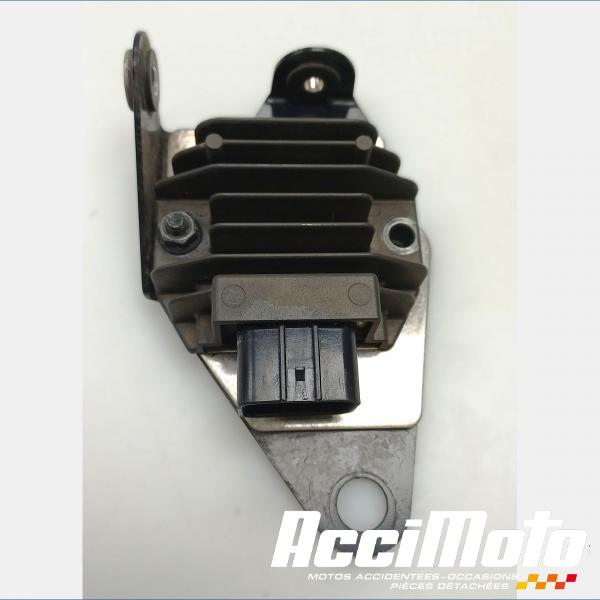 Pièce Moto Régulateur de tension  SUZUKI GSXS 750