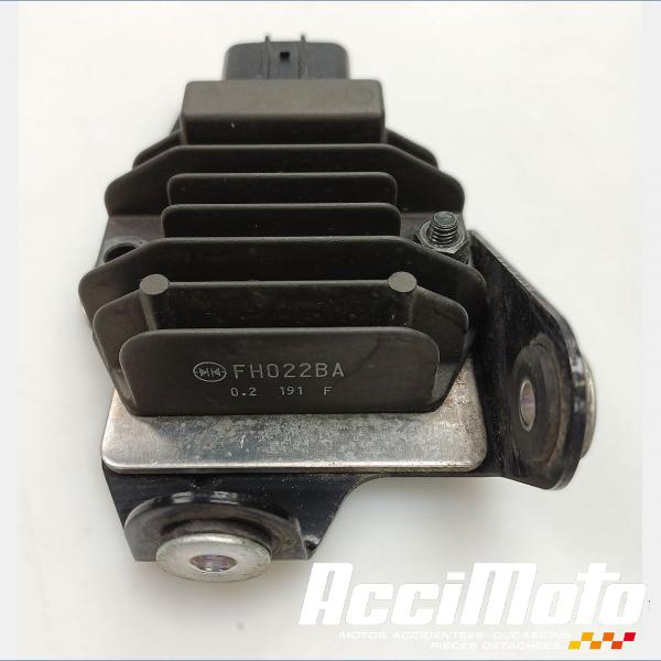 Pièce Moto Régulateur de tension  SUZUKI GSXS 750