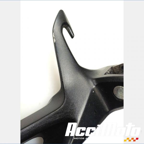 Pièce Moto Platine repose-pied arrière (gauche) SUZUKI GSXS 750