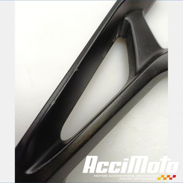 Pièce Moto Platine repose-pied arrière (gauche) SUZUKI GSXS 750