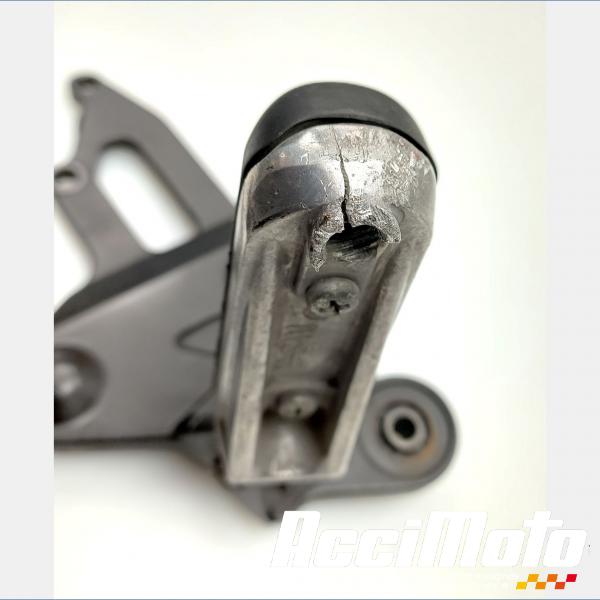 Pièce Moto Platine repose-pied avant (droit) YAMAHA MT-07