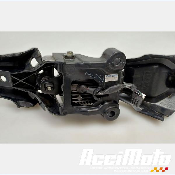 Pièce Moto Phare (optique avant) YAMAHA MT-09