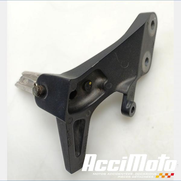 Pièce Moto Platine repose-pied arrière (droit) YAMAHA MT-09