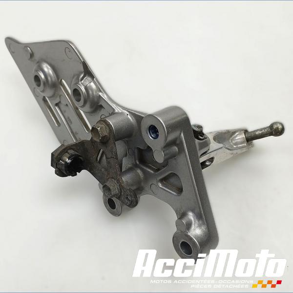 Pièce Moto Platine repose-pied avant (droit) YAMAHA MT-09