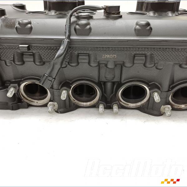 Pièce Moto Culasse  YAMAHA R1 YZF1000