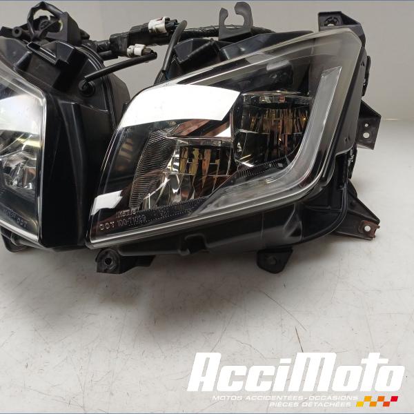 Pièce Moto Phare (optique avant) YAMAHA TMAX XP530