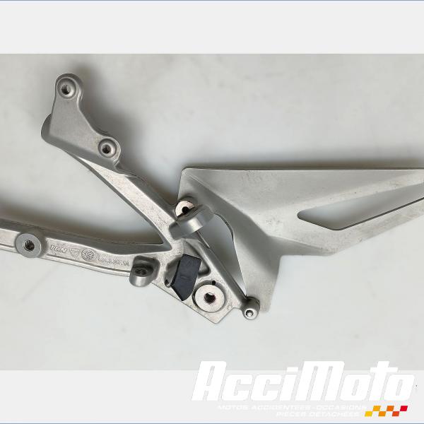 Pièce Moto Platine repose-pied avant (droit) DUCATI PANIGALE 1100 V4S